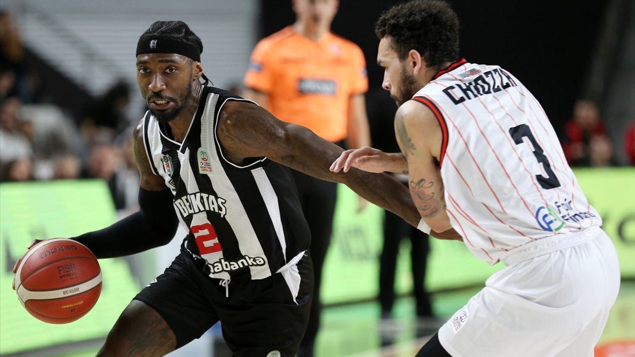 Manisa Basket, Beşiktaş Fibabanka'yı Devirdi