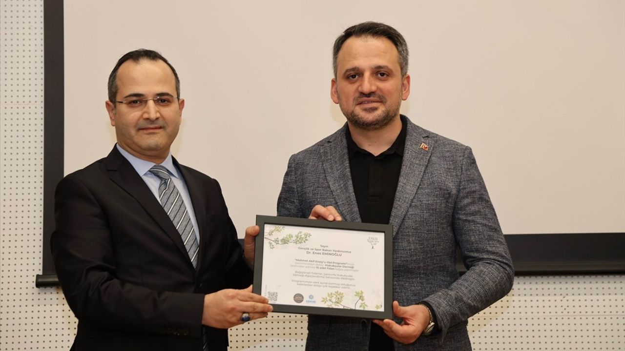 Mehmet Akif Ersoy Anma Programı Düzenlendi