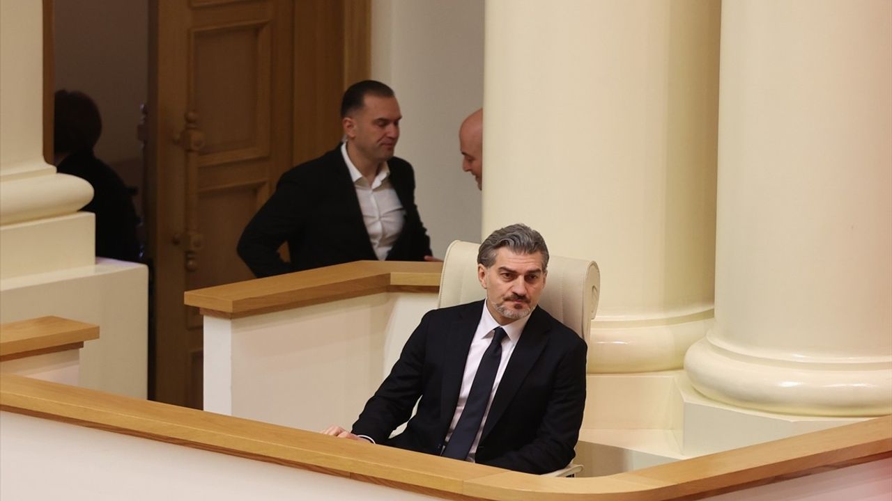 Mikheil Kavelaşvili Gürcistan'ın 6. Cumhurbaşkanı Seçildi