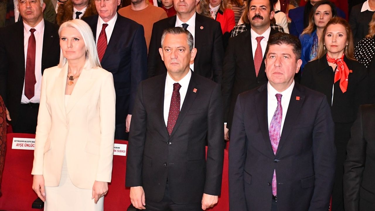 Özgür Özel'den Bilecik'te Eşit Temsil Vurgusu