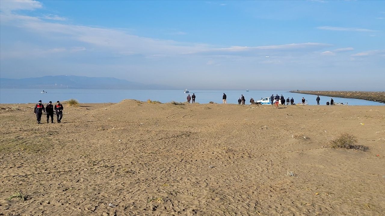 Samsun'da Kaybolan İki Balıkçı için Arama Kurtarma Çalışmaları Devam Ediyor