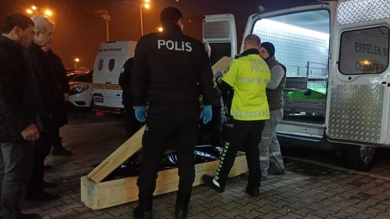 Sinop'ta Balkondan Düşen Kişi Hayatını Kaybetti