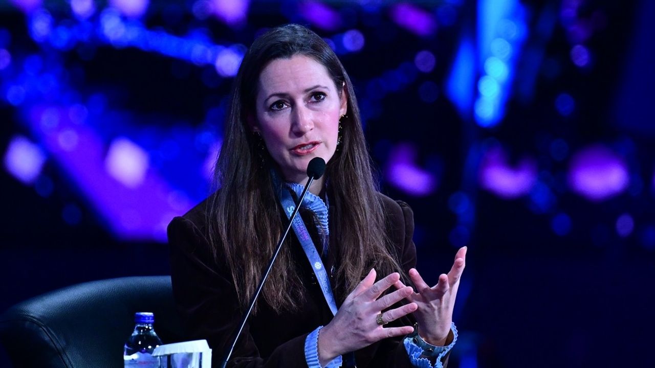 Stratcom Summit '24: Dezenformasyon ve Yapay Zeka Üzerine Tartışmalar