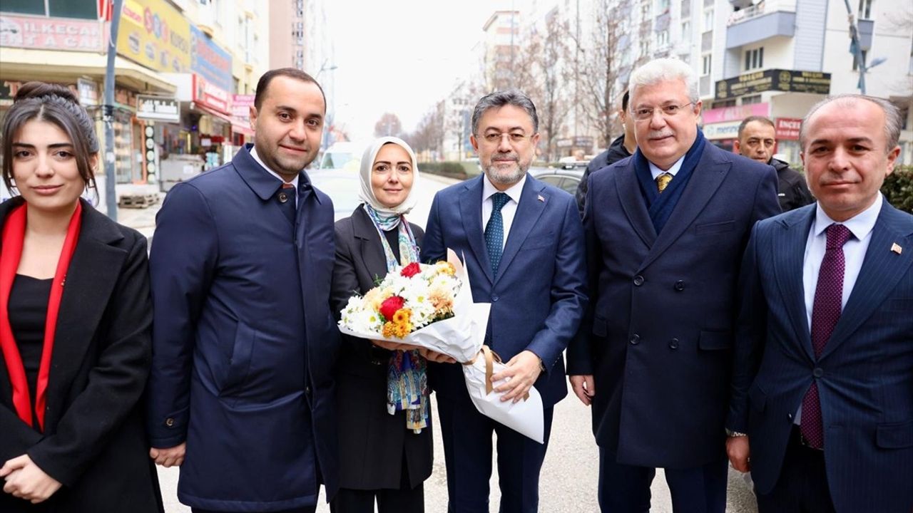 Tarım ve Orman Bakanı Yumaklı, Çankırı İl Başkanlığını Ziyaret Etti