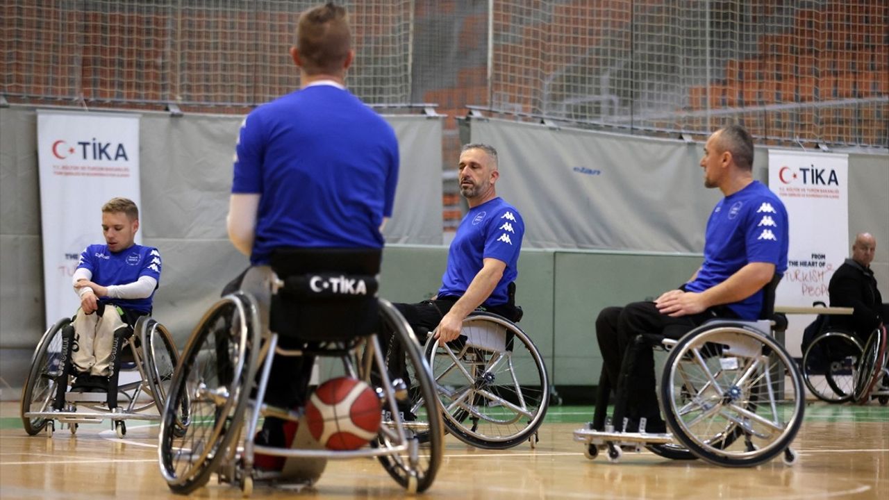 TİKA'nın Bosna Hersek'teki Engelli Basketbolculara Desteği