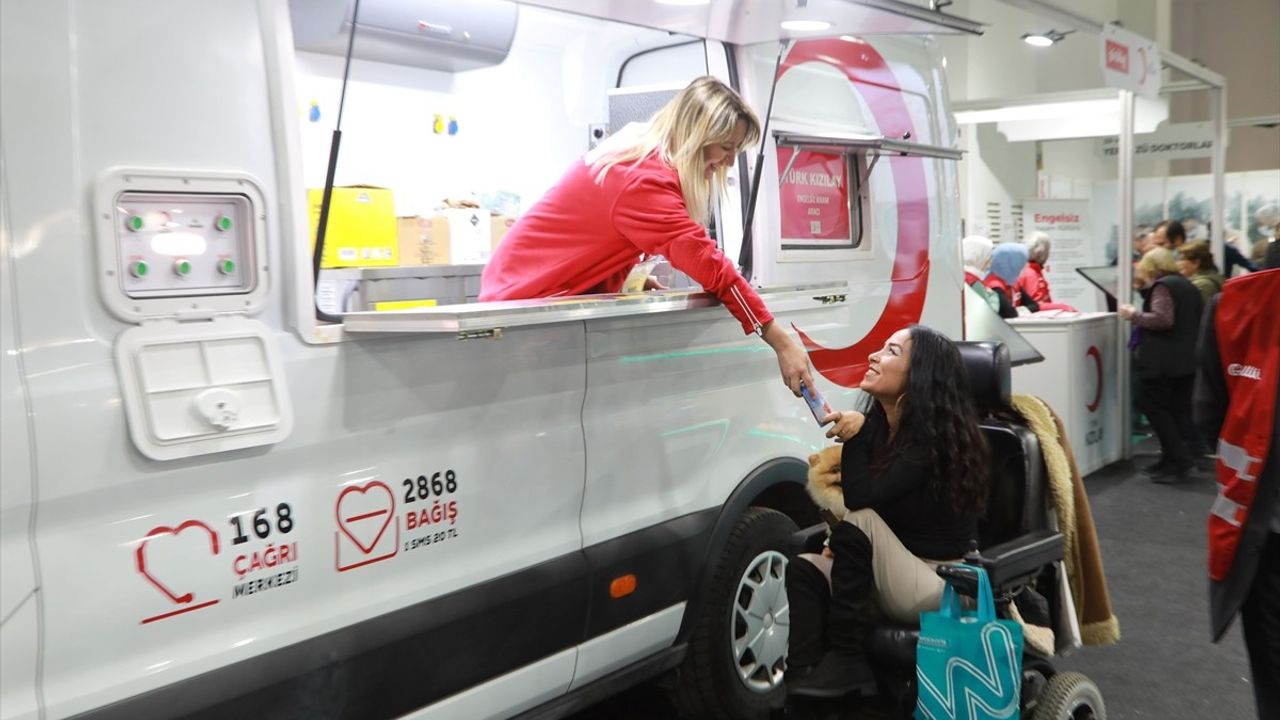 Türk Kızılay Engellilere Destek Projelerine Devam Ediyor