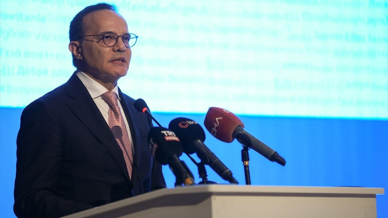 Türkiye'de Yabancı Dil Eğitimi İçin Yeni Proje Tanıtıldı