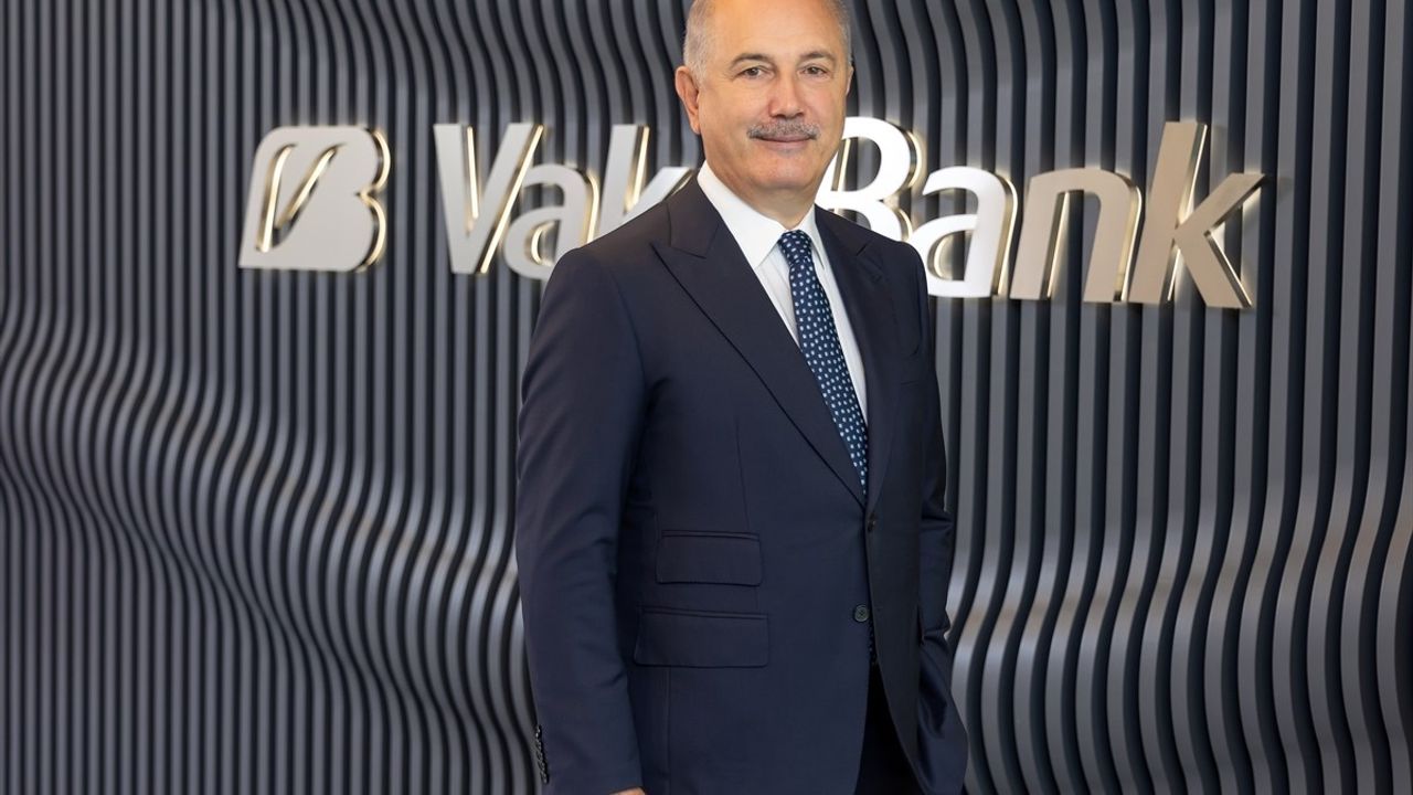 VakıfBank 2025 Yılına Sürdürülebilirlik ve Dijitalleşme Vurgusuyla Giriyor