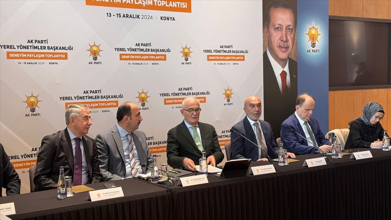 Yusuf Ziya Yılmaz'dan İzmir Büyükşehir Belediyesi'ne Eleştiriler