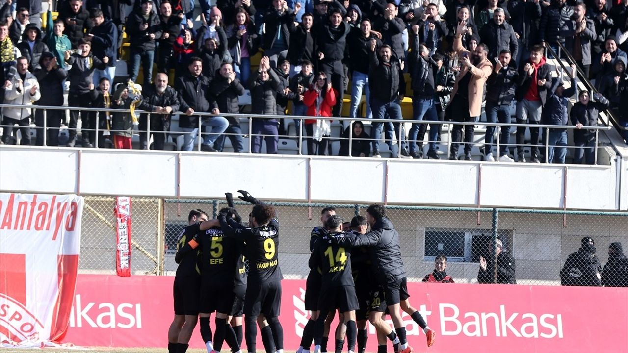 Ziraat Türkiye Kupası'nda Onvo Antalyaspor, Muşspor'u Penaltılarda Geçti