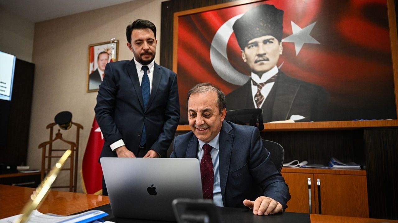 Adana Emniyet Müdürü Arıkan, Yılın Kareleri Oylamasında