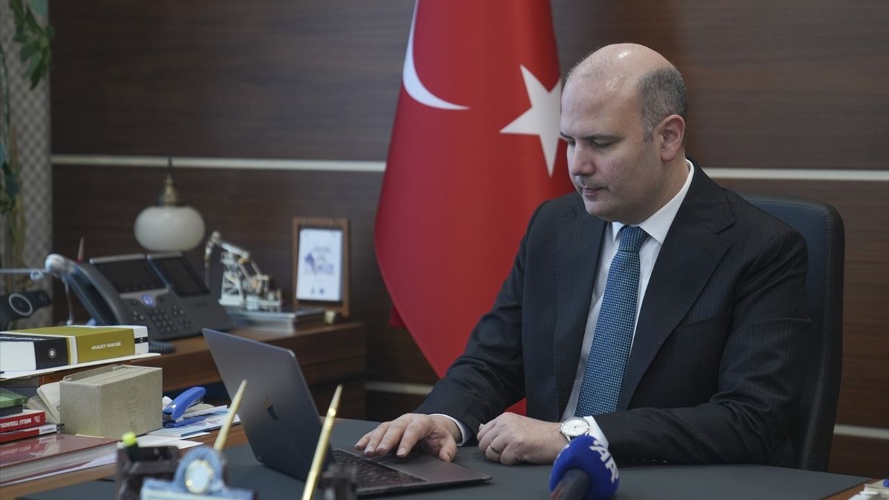 AK Parti Genel Başkan Yardımcısı Ömer İleri 'Yılın Kareleri' Oylamasına Katıldı