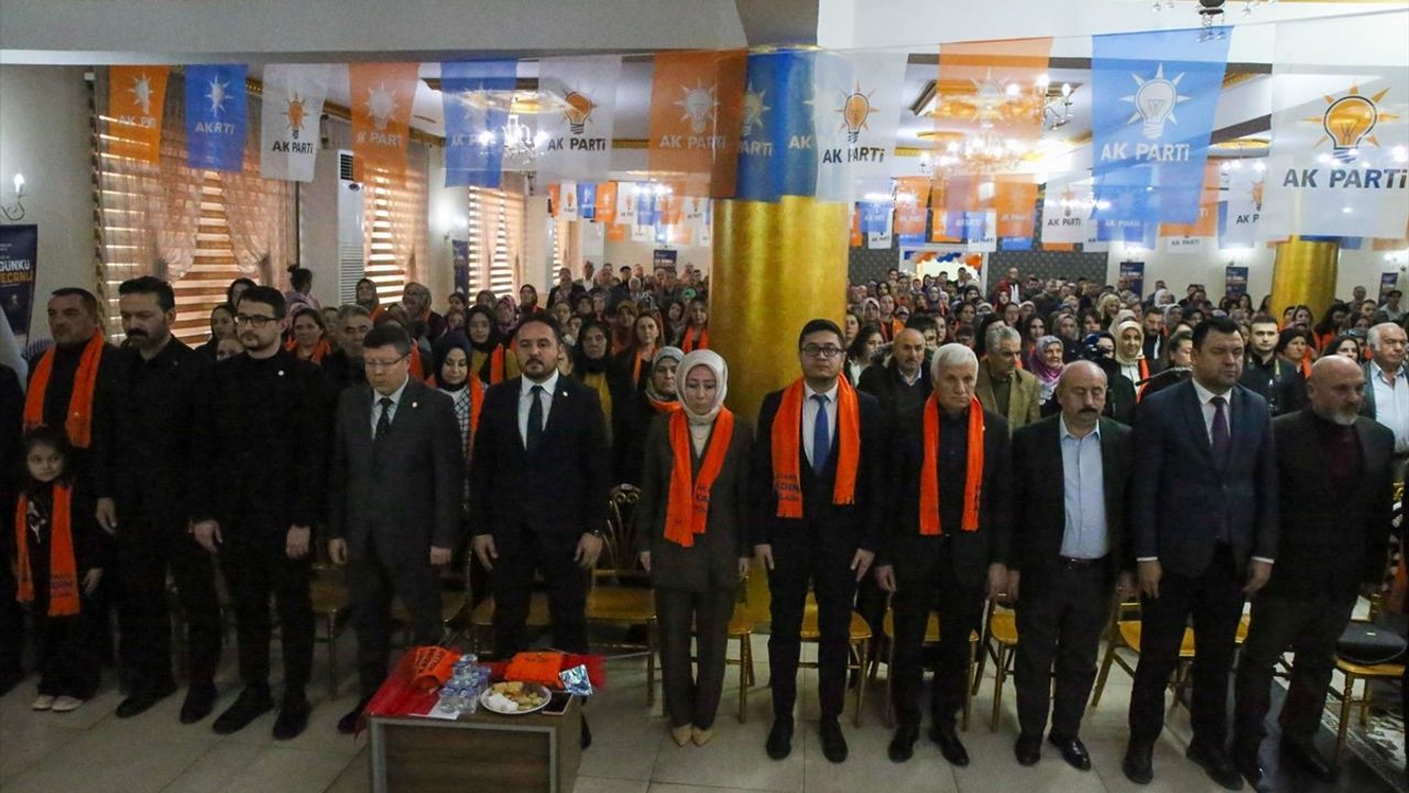 AK Parti Uşak İl Kadın Kolları'ndan 7. Olağan Kongre