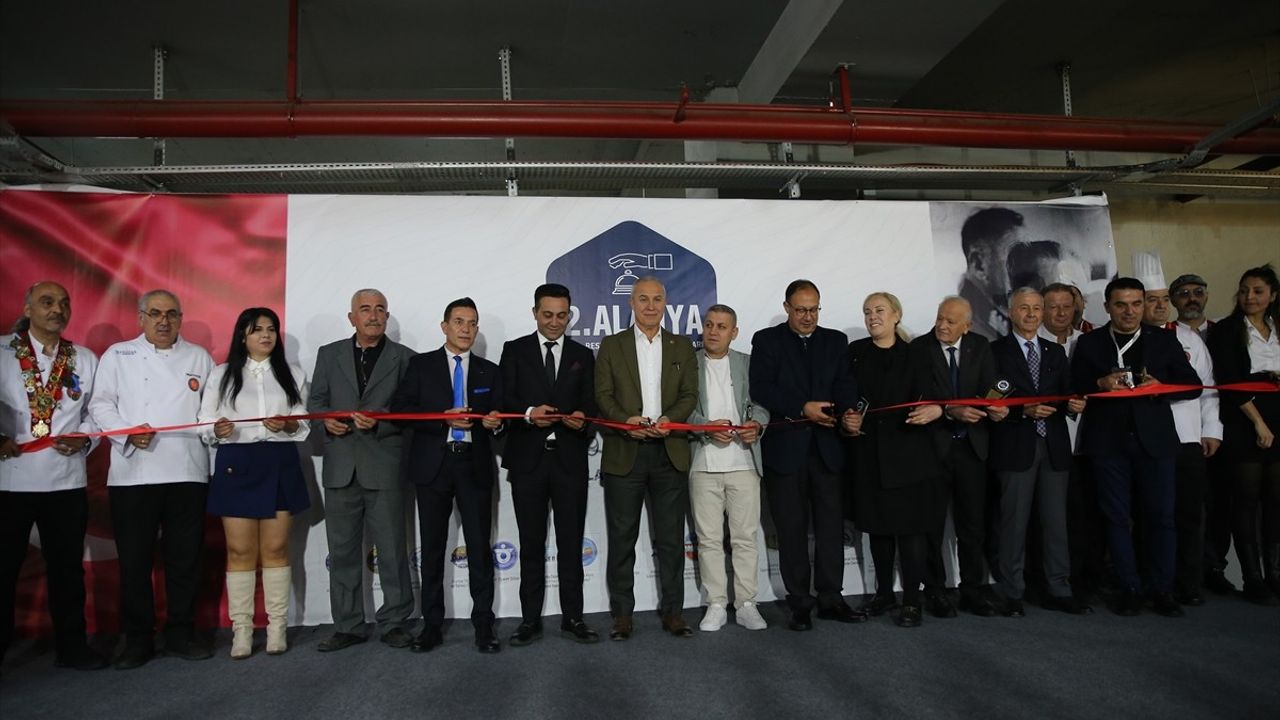 Alanya'da İkinci Otel, Kafe ve Restoran Ekipmanları Fuarı Gerçekleşti