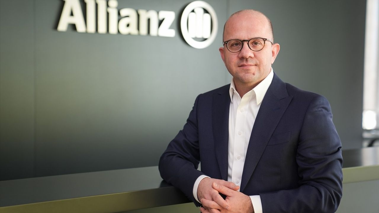 Allianz Türkiye 2025'te Enflasyonun Üzerinde Büyüme Bekliyor