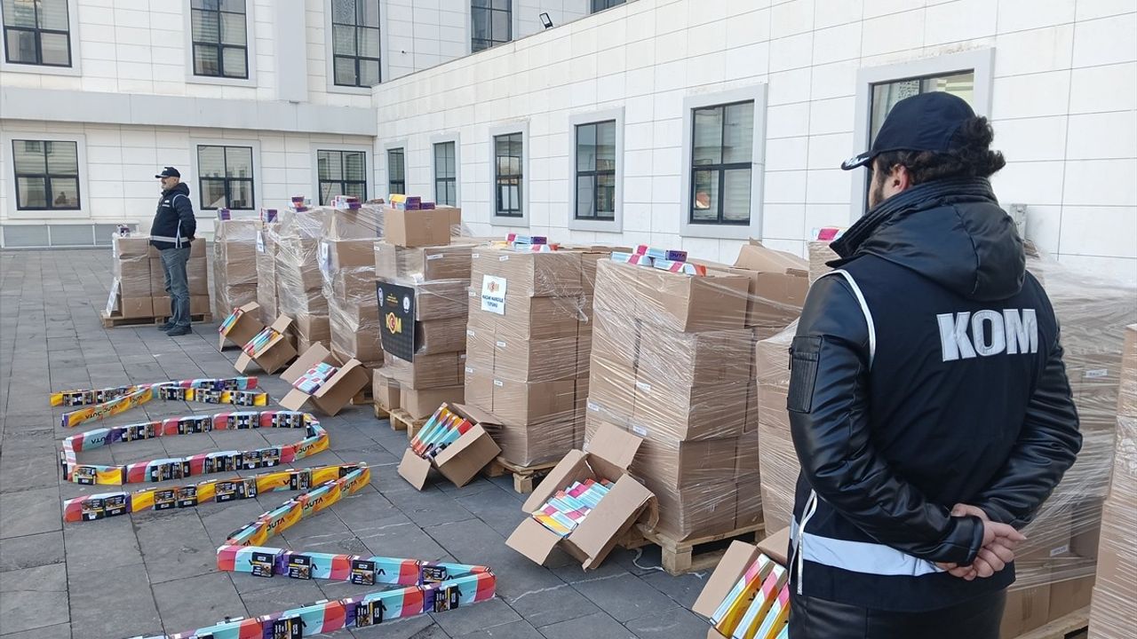 Ankara'da Kaçakçılık Operasyonu: 3 Ton Nargile Tütünü Ele Geçirildi