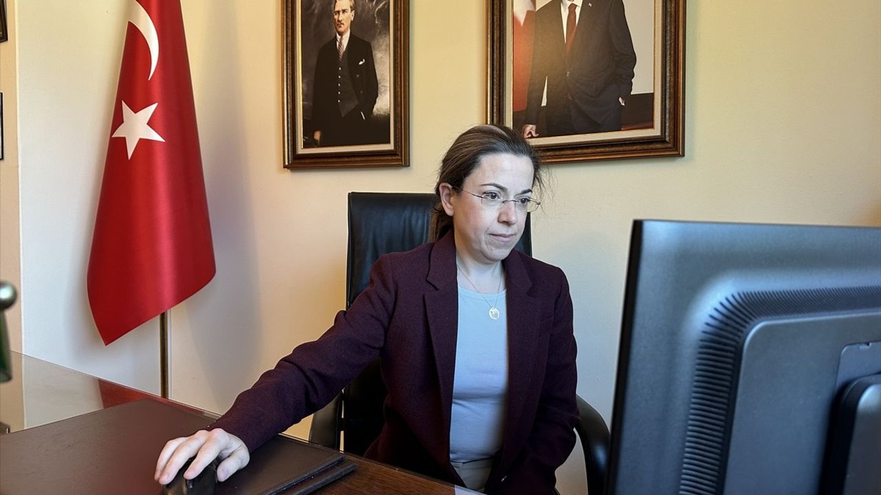 Atina-Pire Başkonsolosu Işık Civelik, AA'nın Yılın Kareleri Oylamasında