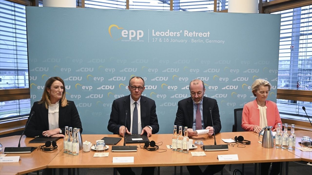 Avrupa Halk Partisi Liderleri Berlin'de Buluştu