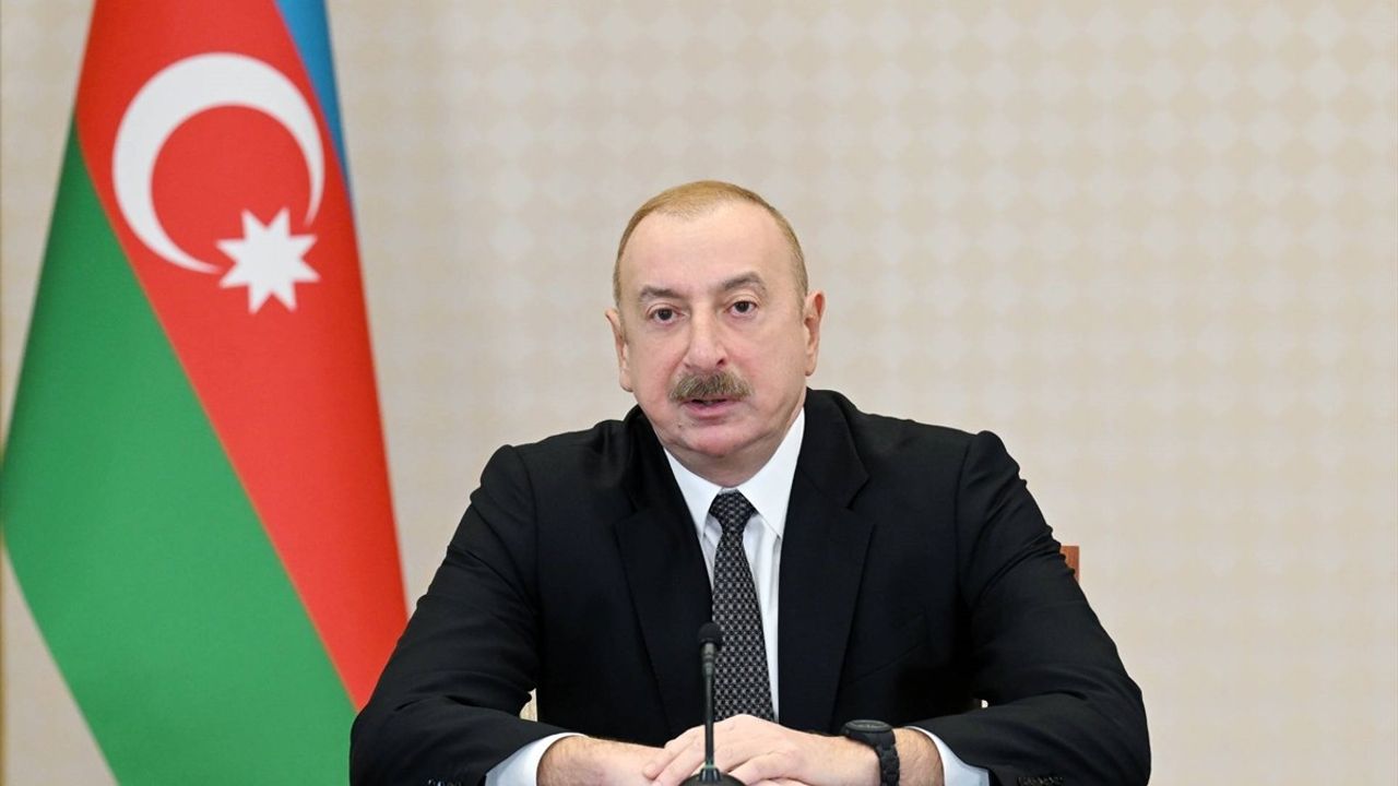 Azerbaycan Cumhurbaşkanı Aliyev, Uçak Düşürülmesi Olayında Adalet Talep Etti