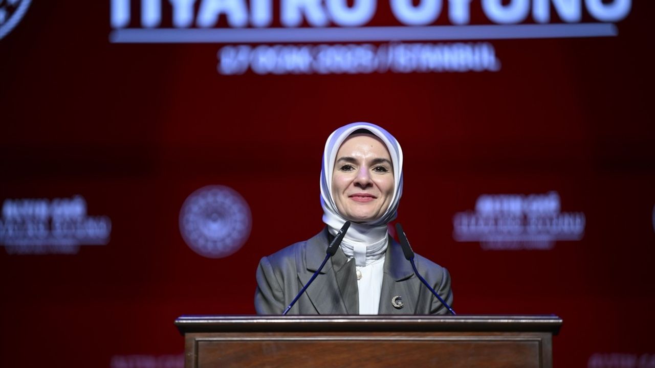 Bakan Göktaş, Devlet Himayesindeki Çocukların "Altın Çağ" Oyunu ile Umut Dağıttı