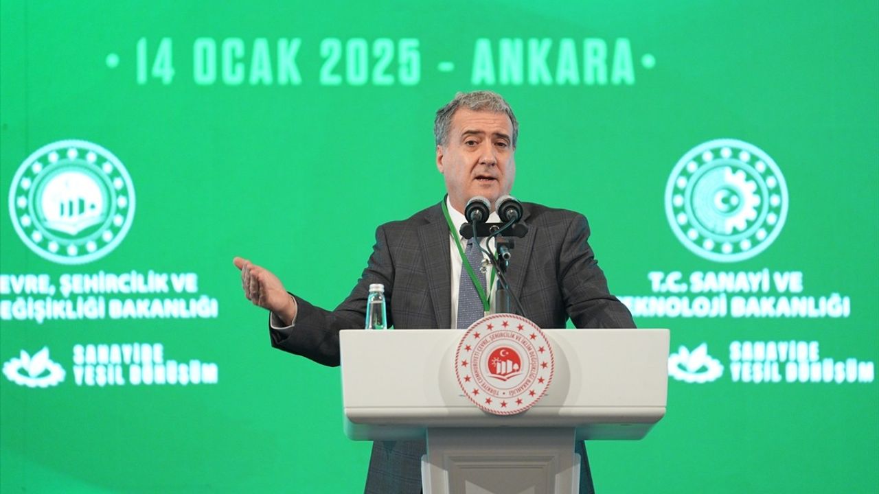Bakan Kurum'dan Sanayide Yeşil Dönüşüm Vurgusu