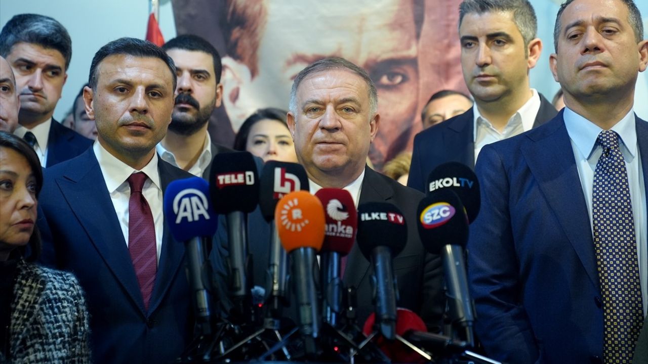 Beşiktaş Belediye Başkanı Gözaltına Alındı: CHP'den İddialar ve Açıklamalar
