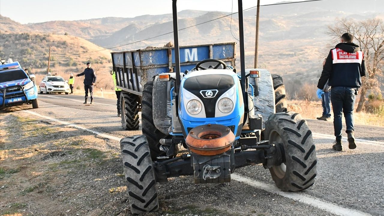 Besni'de Traktörden Düşen Kişi Hayatını Kaybetti