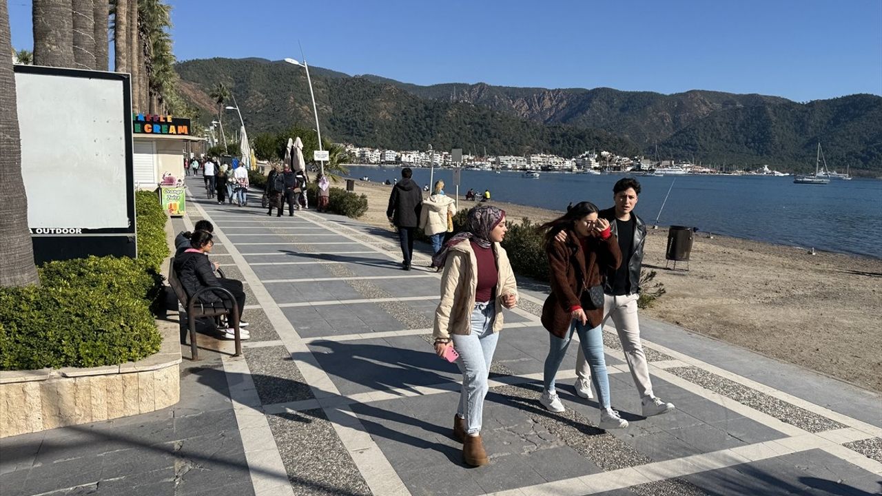 Bodrum ve Marmaris'te Yılbaşı Yoğunluğu