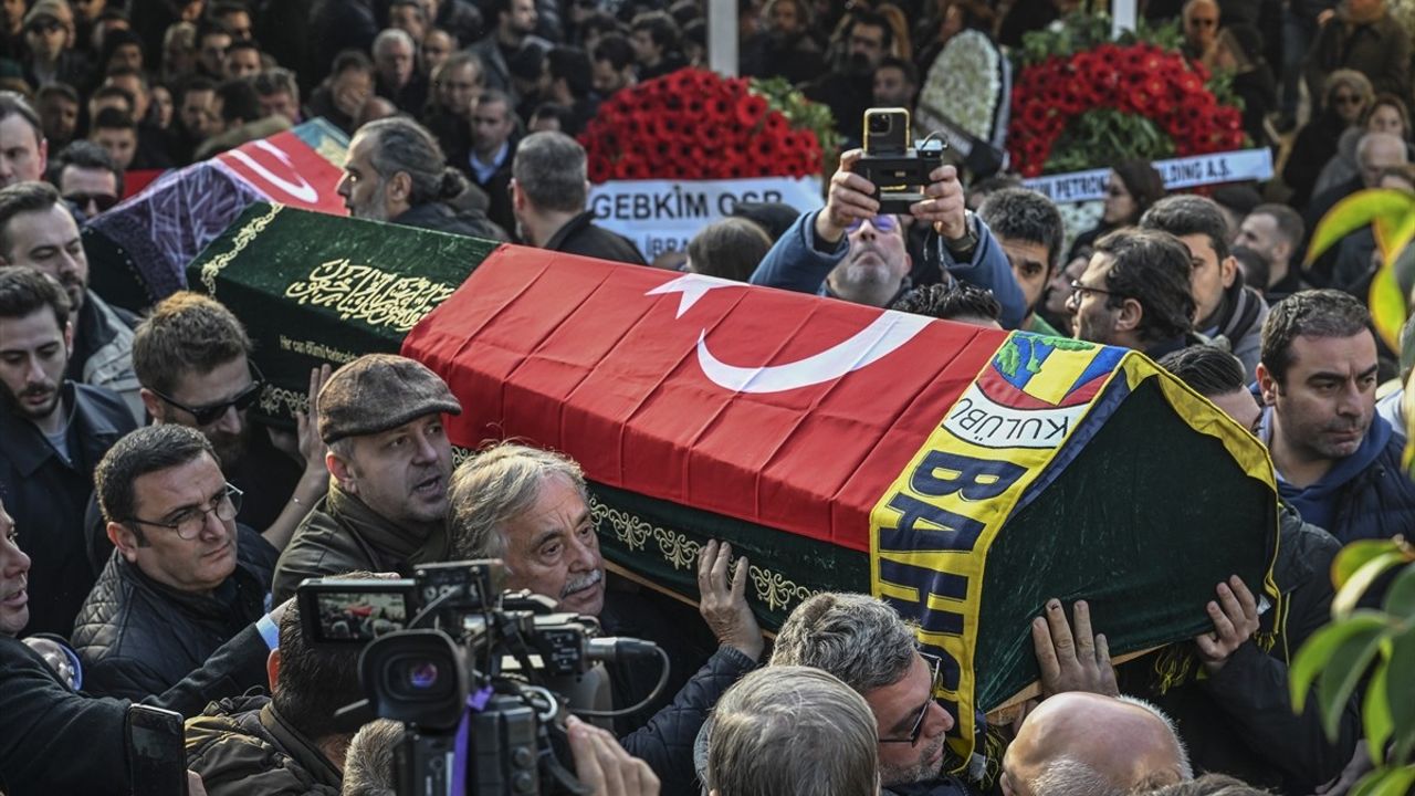 Bolu'daki Otel Yangınında Hayatını Kaybeden Güngör Ailesi Defnedildi