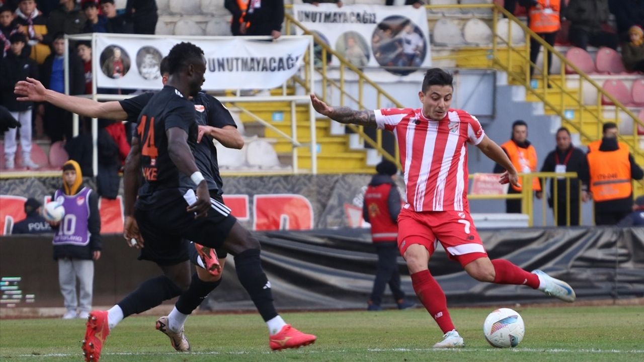 Boluspor, Adanaspor'u 3-1 Yenerek 3 Puan Elde Etti