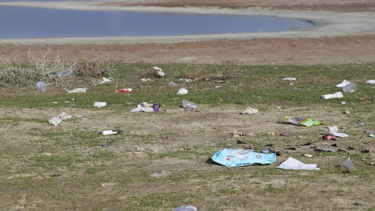 Burdur Gölü'nde Su Kaybı ve Kirlenme Sorunu