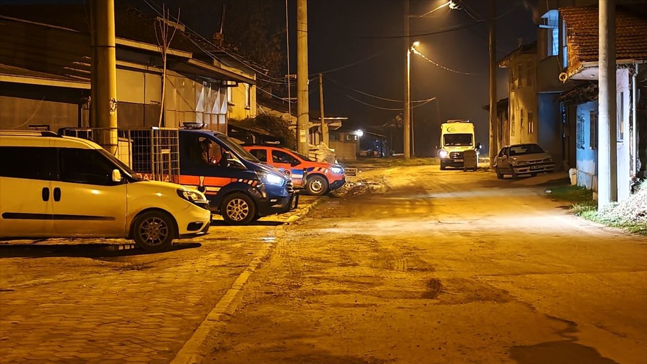 Bursa'da Baba İki Çocuğunu Rehin Aldı, İkna Çalışmaları Devam Ediyor