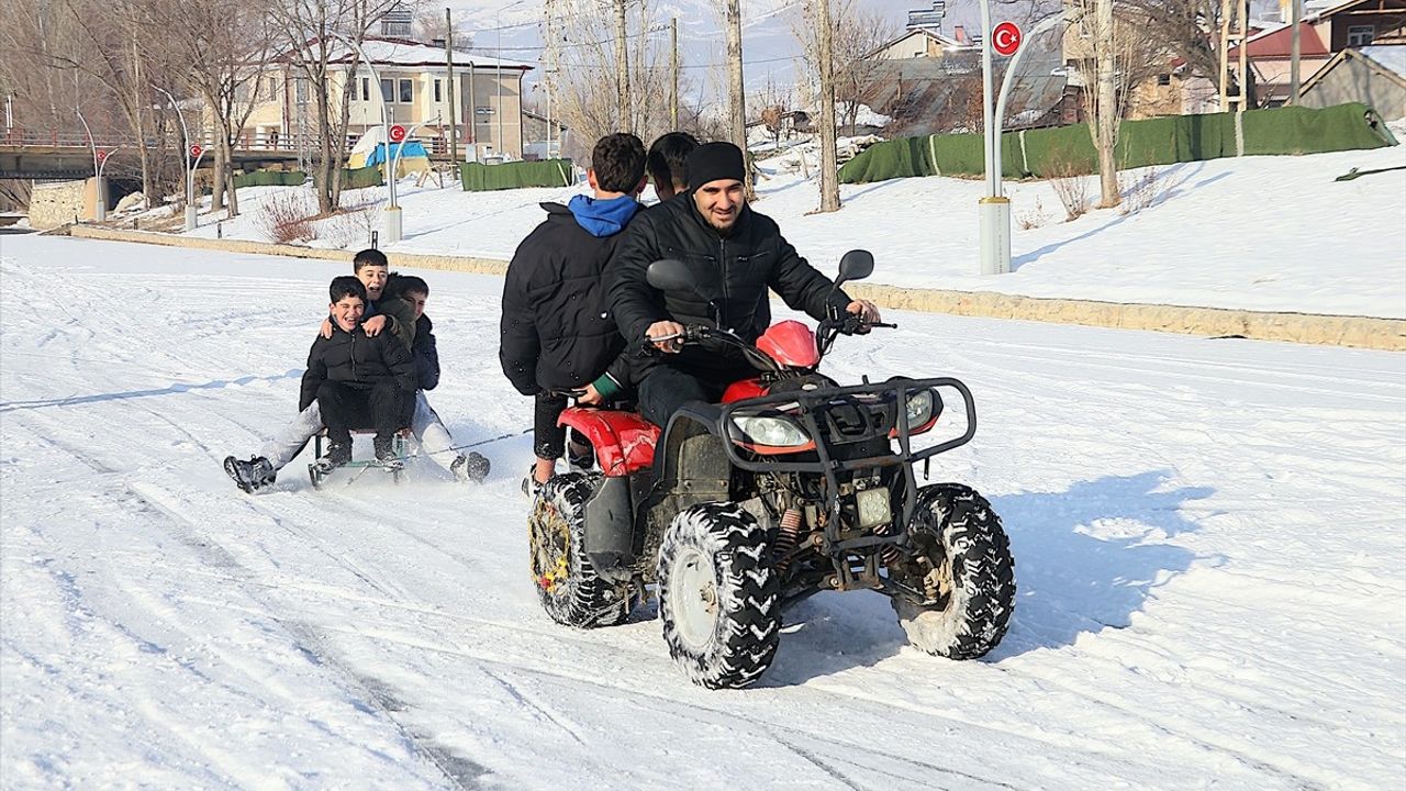 Çoruh Nehri'nde Kızak Keyfi