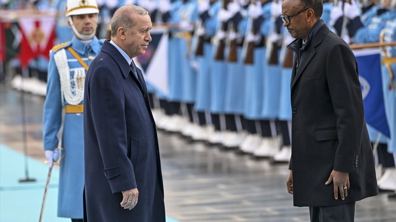 Cumhurbaşkanı Erdoğan, Ruanda Lideri Kagame'yi Resmi Törenle Ağırladı