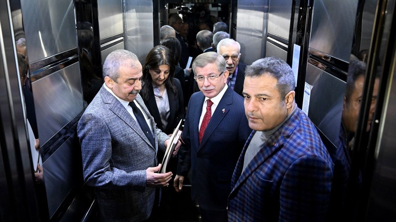 DEM Partisi ve Gelecek Partisi Arasında Önemli Görüşme