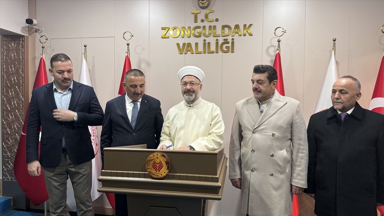 Diyanet İşleri Başkanı Erbaş, Zonguldak'ta Kur'an Kursunun Açılışında Önemli Mesajlar Verdi