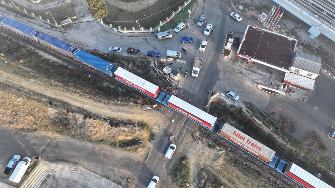 Edirne'de Tren Arızası nedeniyle Karaağaç'a Ulaşım Aksadı