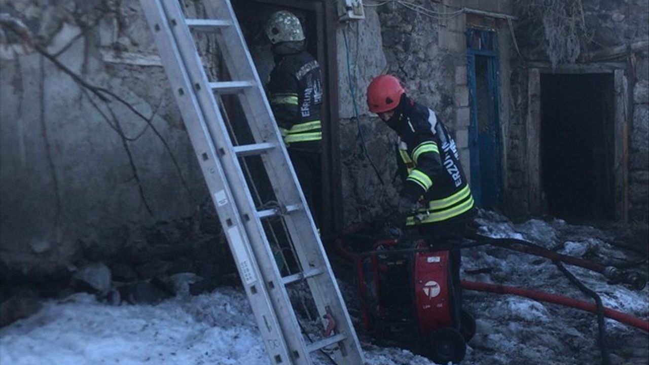 Erzurum'da Ev Yangını: 1 Kişi Hayatını Kaybetti