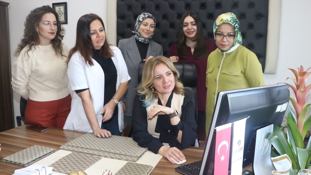 Erzurum'un Kadın Doktorları Yılın Kareleri Oylamasında Yer Aldı