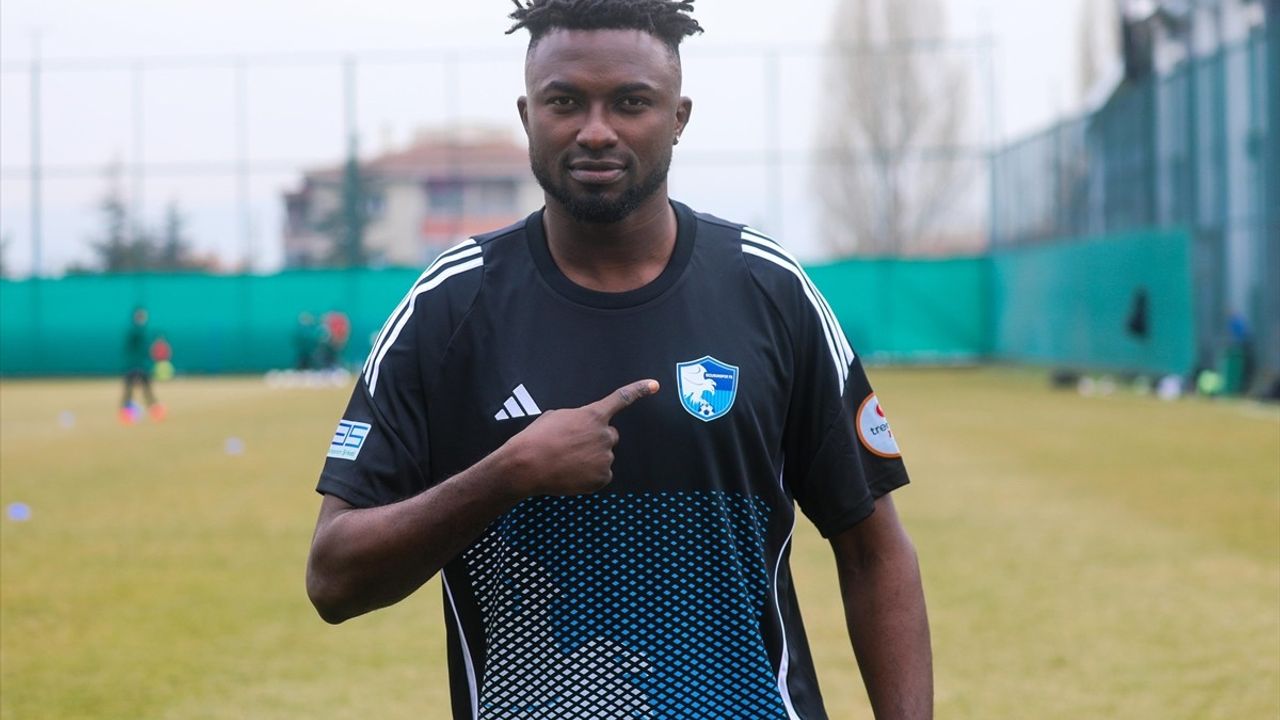 Erzurumspor FK, Santrfor Sylla Cheickne ile Anlaştı