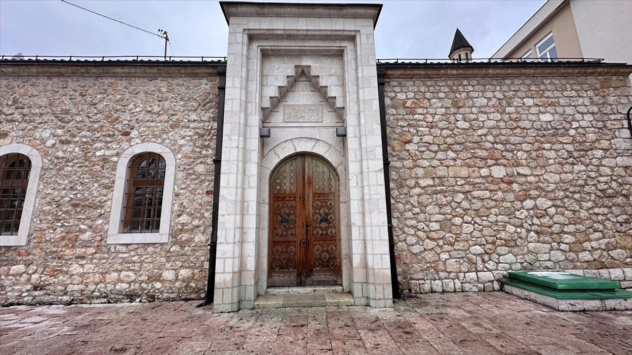 Gazi Hüsrev Bey Medresesi: 488 Yıldır Eğitimde Süreklilik