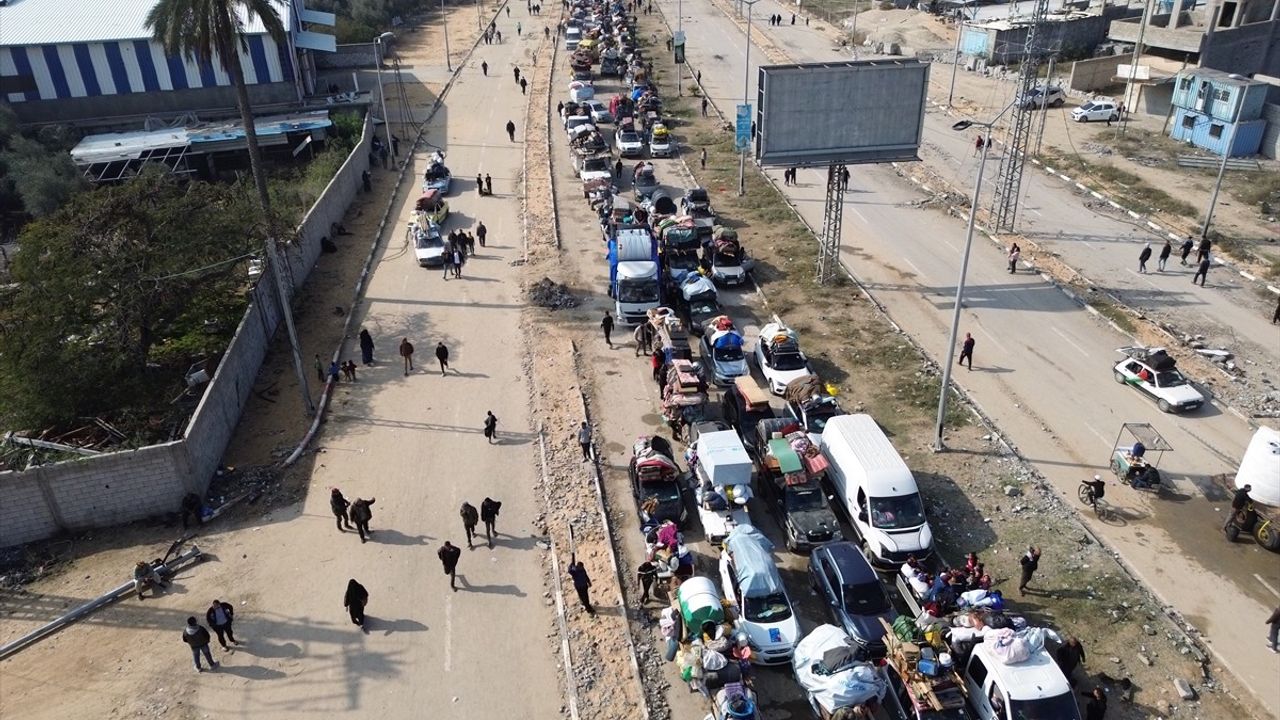 Gazze'deki Filistinlilerin Dönüş Süreci Başladı