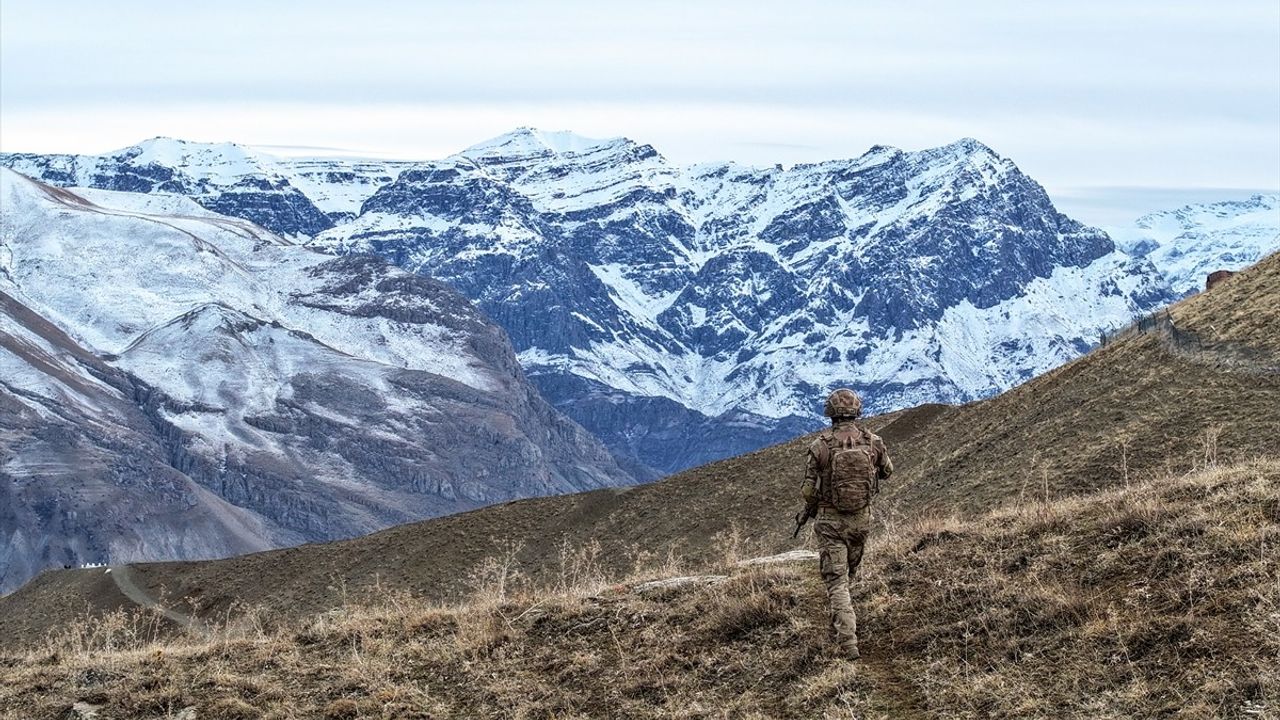 Hakkari'den Dünya İkinciliği: Jandarma Keskin Nişancılar Gururlandırdı