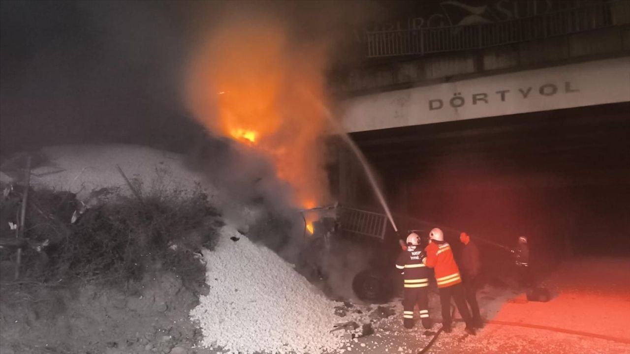 Hatay'da Feci Trafik Kazası: 1 Ölü, 2 Yaralı