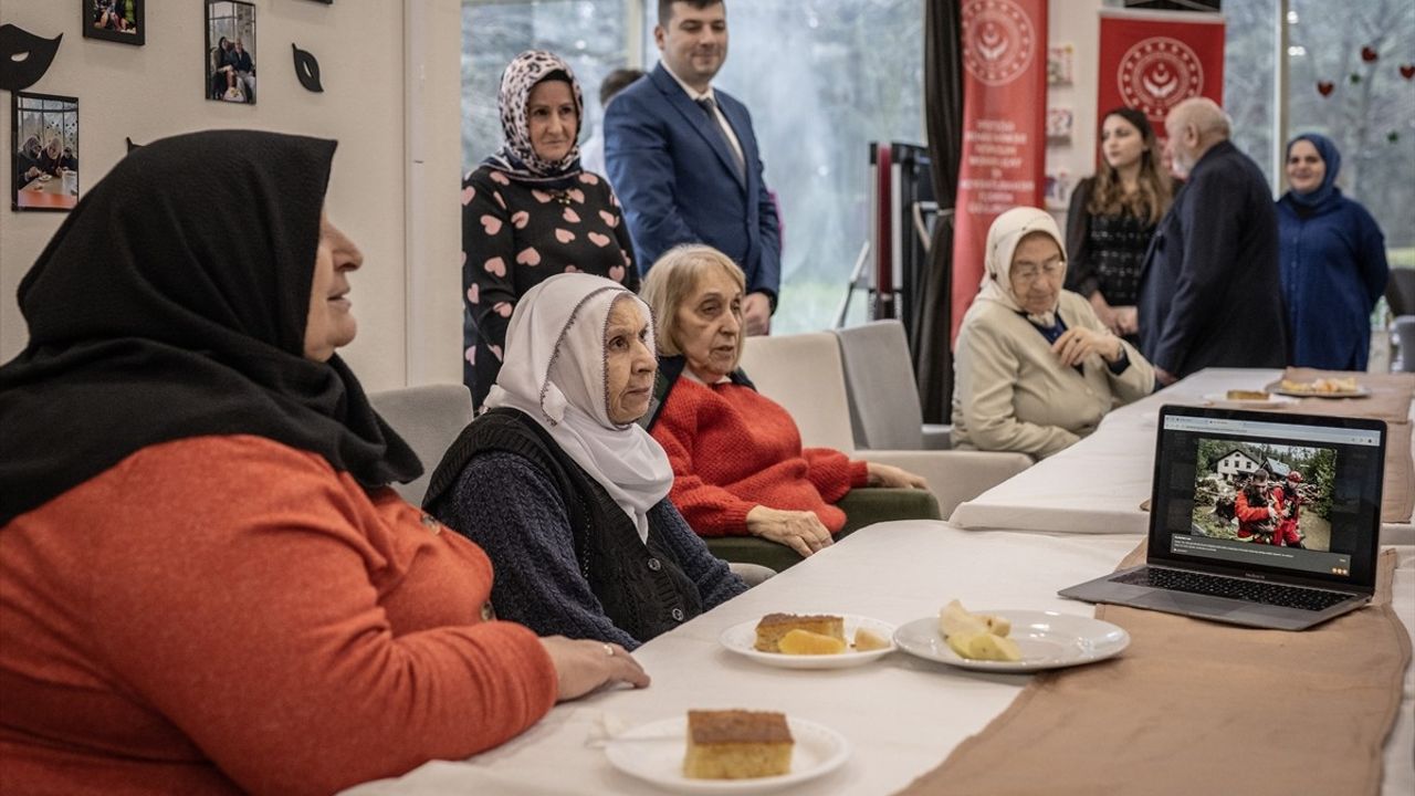 Huzurevi Sakinleri Anadolu Ajansı'nın Yılın Kareleri Oylamasında Yer Aldı