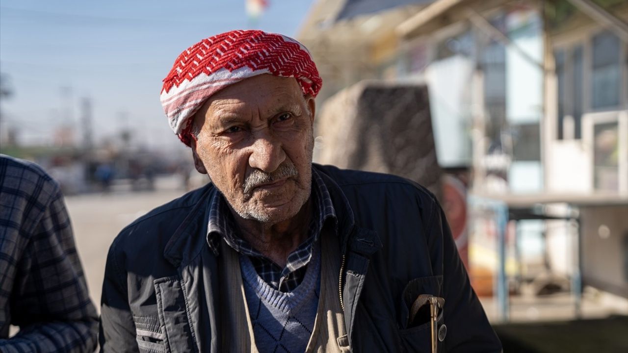 Irak'taki Suriyeli Sığınmacılar PKK/YPG'nin İşgali Nedeniyle Ülkelerine Dönemiyor