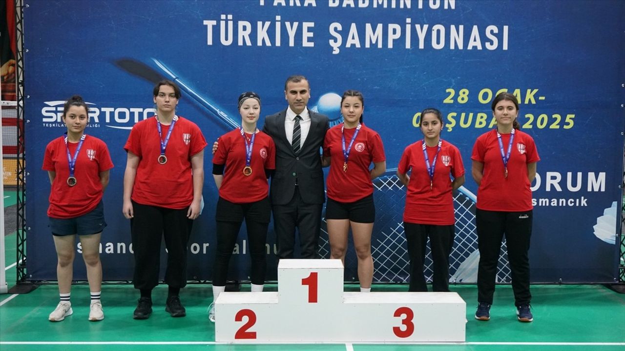 İşitme Engelliler Türkiye Badminton Şampiyonası Tamamlandı