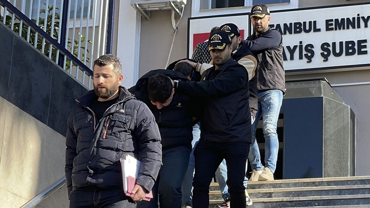 İstanbul'da Kliniğe Silahlı Saldırı: 4 Gözaltı, 2 Tutuklama