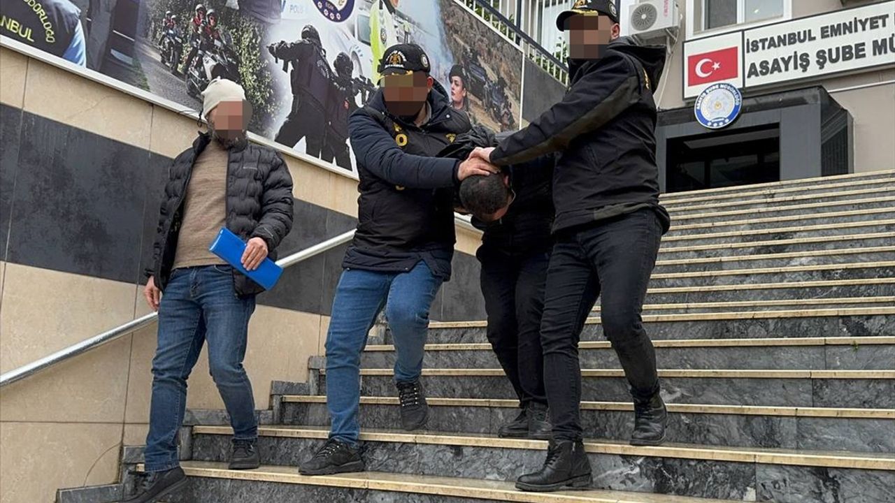 İstanbul'da Taksici Skandalı: Müşterilerini Taciz Eden Şüpheli Adliyeye Sevk Edildi