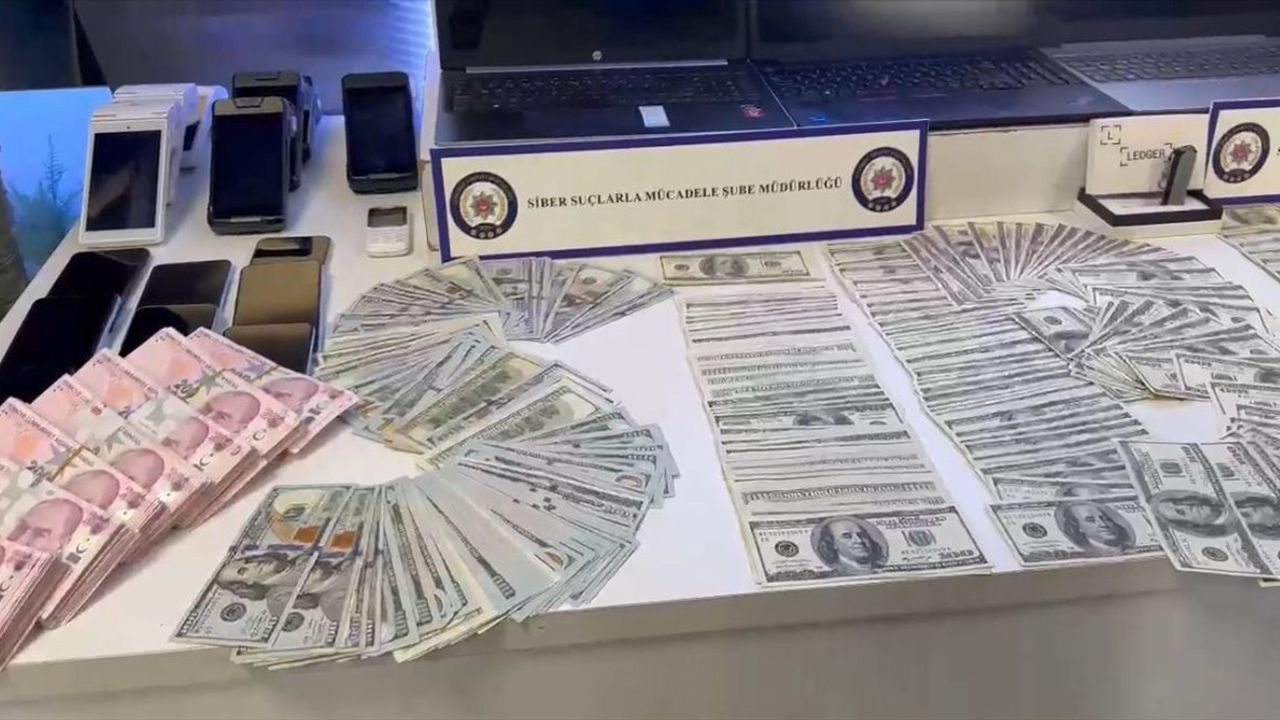 İstanbul'da Yasa Dışı Bahis Operasyonunda Suç Unsurları Sergilendi